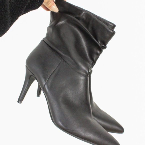 le chateau Shoes - Le Chateau Black Leather Heeled Boots